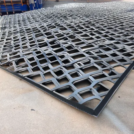 Transportation and Packaging Tips for 3D Fence Panels