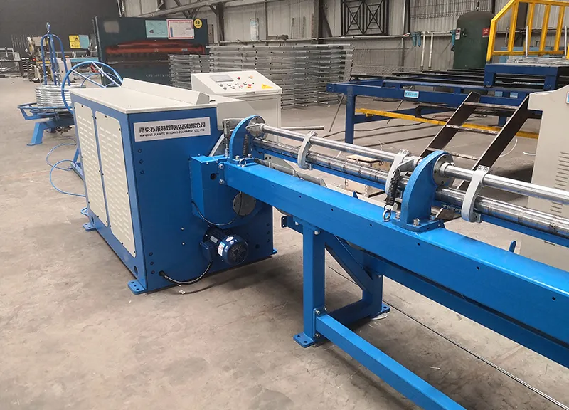 Raw Material Cutting Machine