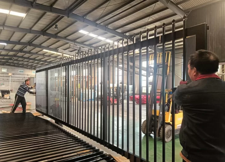 Sliding Gate