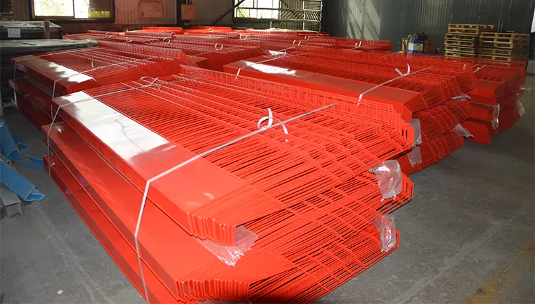 Supplying 1200 Sets of Edge Protection Fences to a U.S. Company