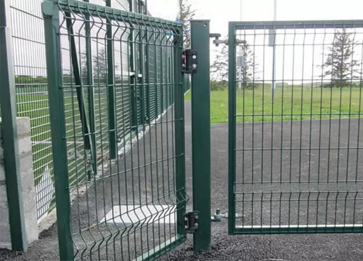 Single Swing Driveway Gate