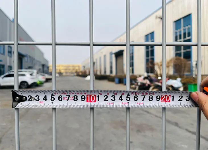 3D Mesh Fence