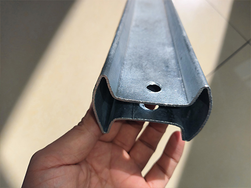 Aluminum Alloy Post with Mesh Panel