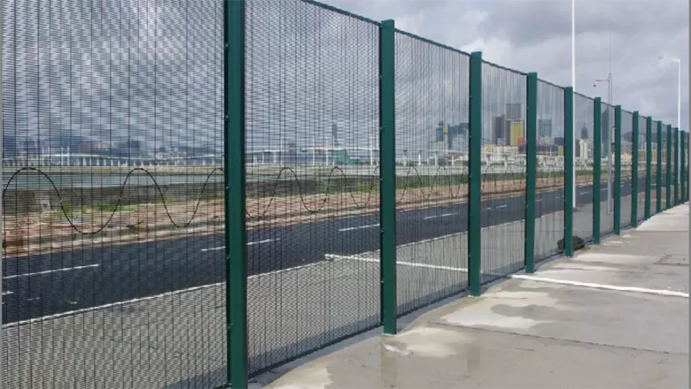 Hong Kong-Zhuhai-Macao Bridge Macao Port Project