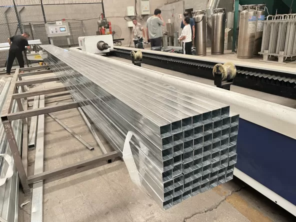 What is the process for BONKFC to produce fences?